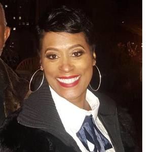 Meet your Posher, Tina